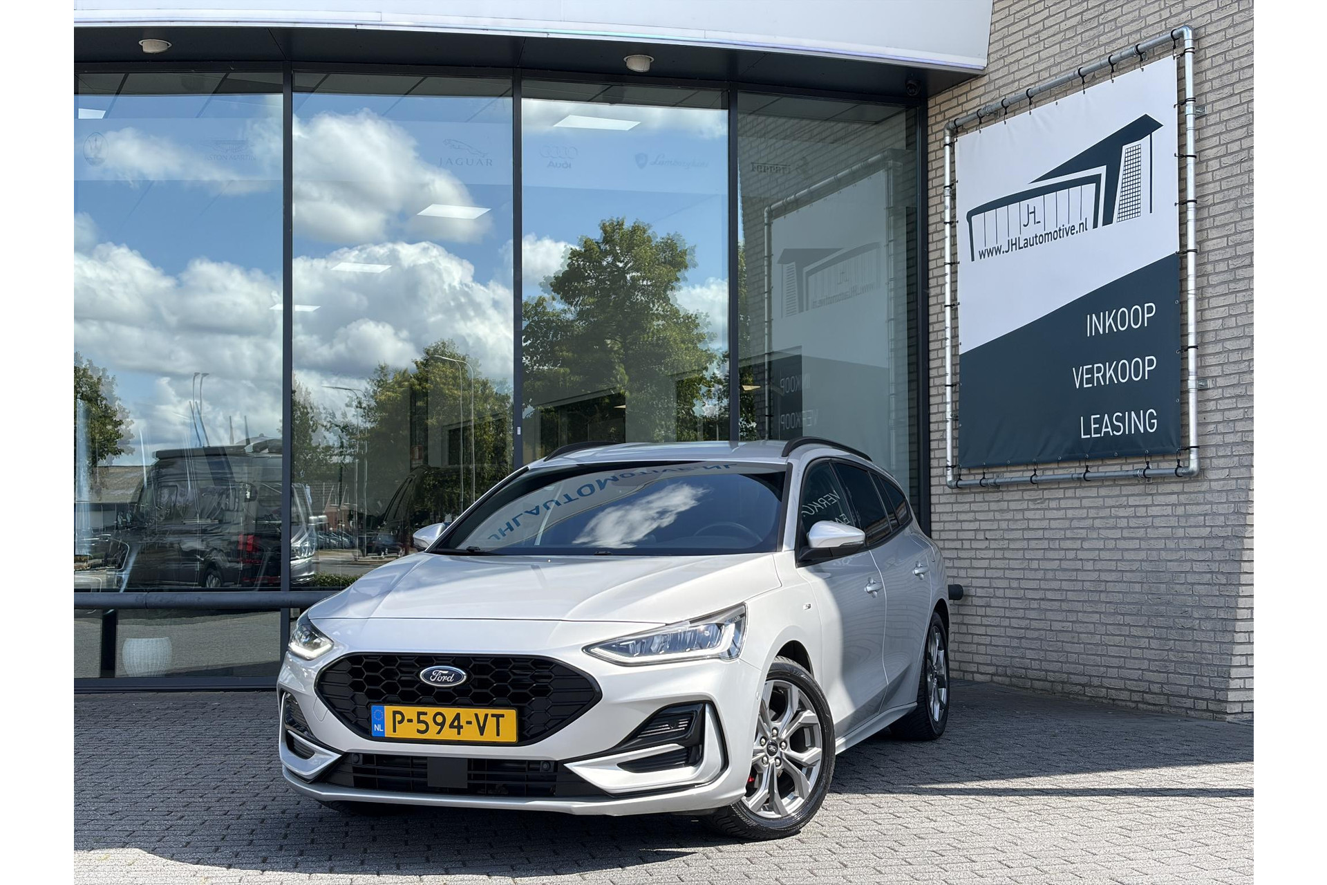 Ford FOCUS Wagon 1.0 EcoBoost Hybrid ST Line*ECC*CAM*LED*CRUISE*NAV